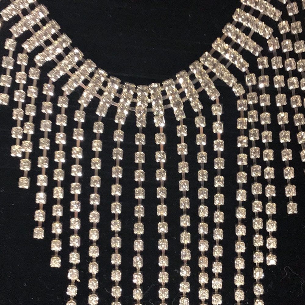 Elegant Silver Necklace
